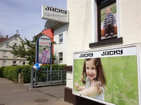 ️ Outletcity Metzingen: Geschichte, 150x Shopping.